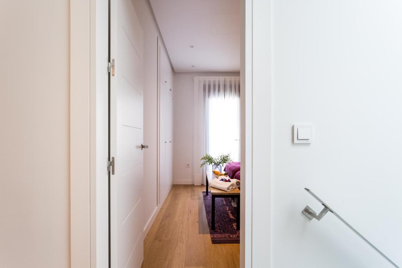 Apartamentos Rg Plaza De Espana Севилья Экстерьер фото